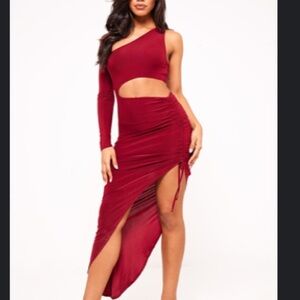 NWOT PrettyLittleThing dress